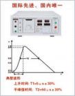   EMS61000-4E快速低能脉冲发生器是针对照明电器电磁兼容试验-快速低能脉冲抗扰度试验的特点和要求而设计的高可靠性测试仪器。开路电压：0～3000V（±10%） 源阻抗：50Ω（非对称） 极性切换：正/负  脉冲频率：1/8电源频率或0～10.0Hz可设定 
 脉冲个数：0～9999可设定，"0"表示持续触发  

