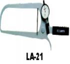  LA-21 大型针盘式外卡规 .最小读值:0.1MM.测量范围:0-80MM;量测喉深:220MM