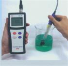测量方式:固体膜氯离子电极法


测量范围: cl：0 - 1999 mg/L


mV：0 - ± 1000mV 


分 辨 率: 0-99.9 mg/L 时,0.1 mg/L　 


100-1999 mg/L时,1 mg/L　 


mV:1mV


周围温度: 0 - 45 ℃

